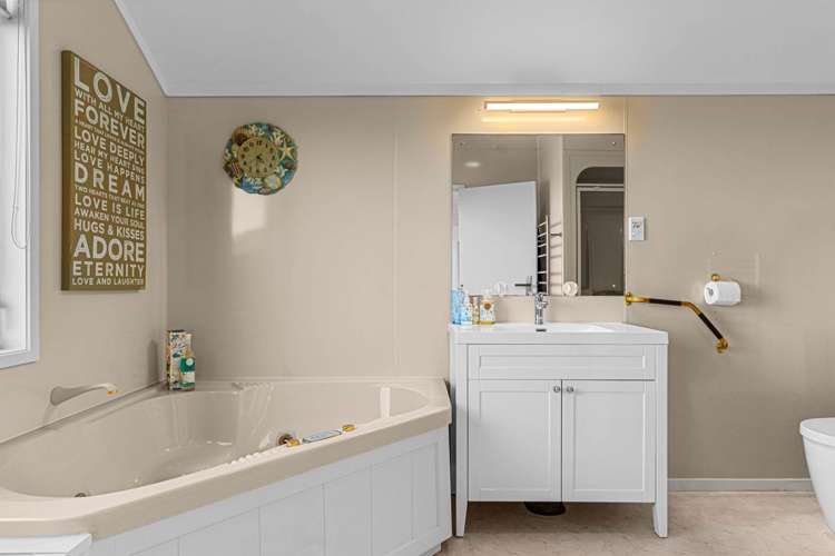 21 Devon Street Mangawhai Heads_16