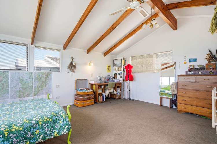 96 & 96A Queen Street Northcote Point_20