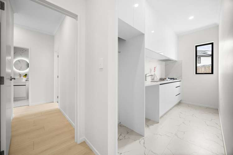 32 Tannaghmore Drive Flat Bush_31