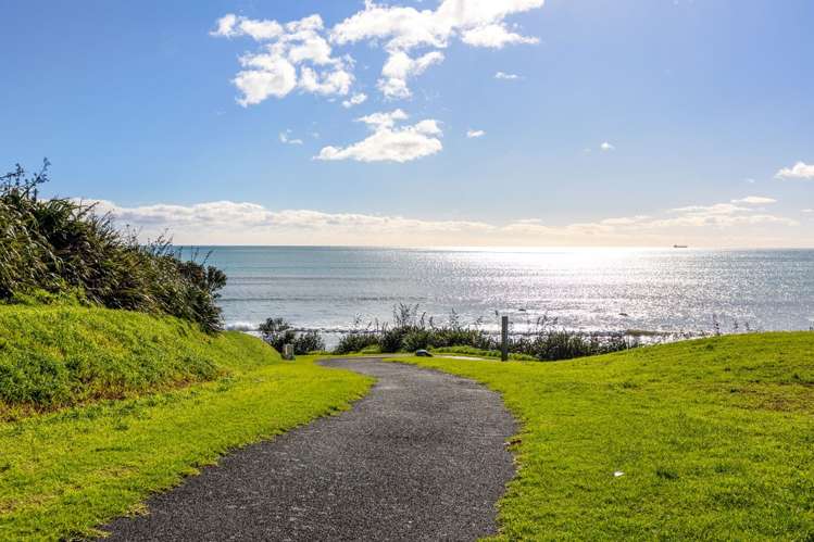 347 & 349 Aubyn Street Moturoa_10