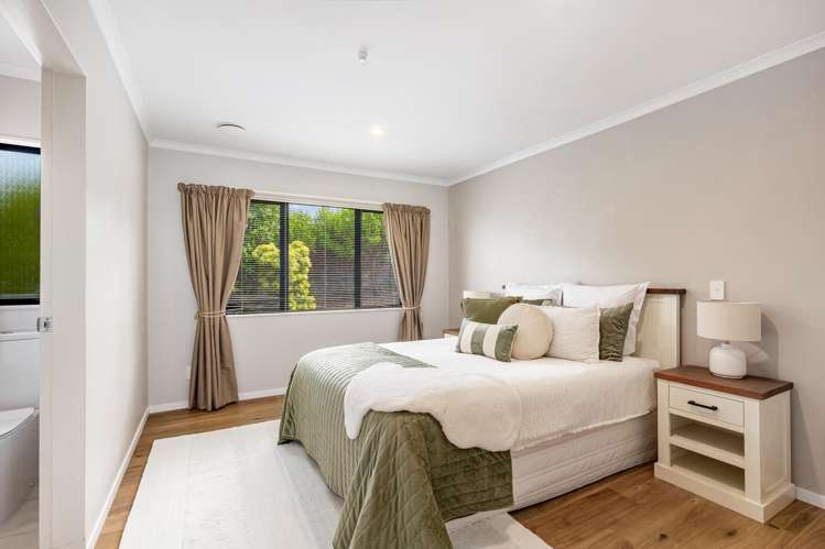 25 James Nairn Grove Riverstone Terraces_9