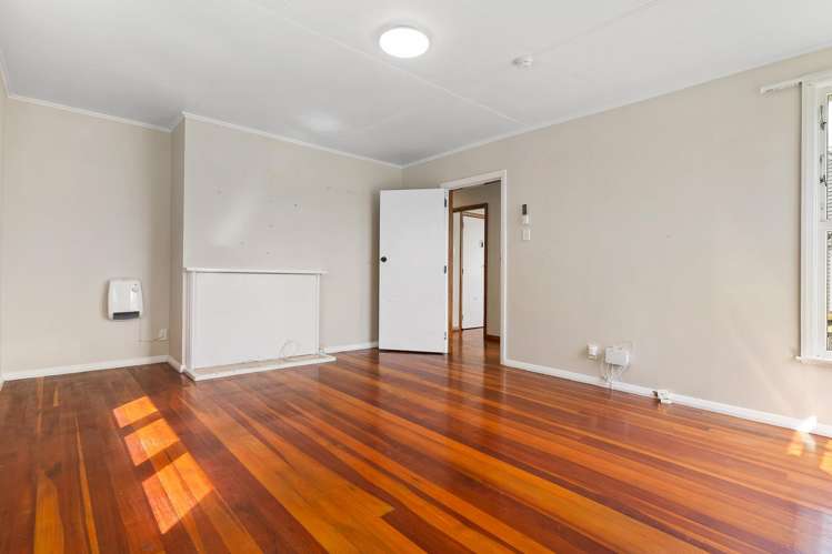 6 Tate Place Otara_4