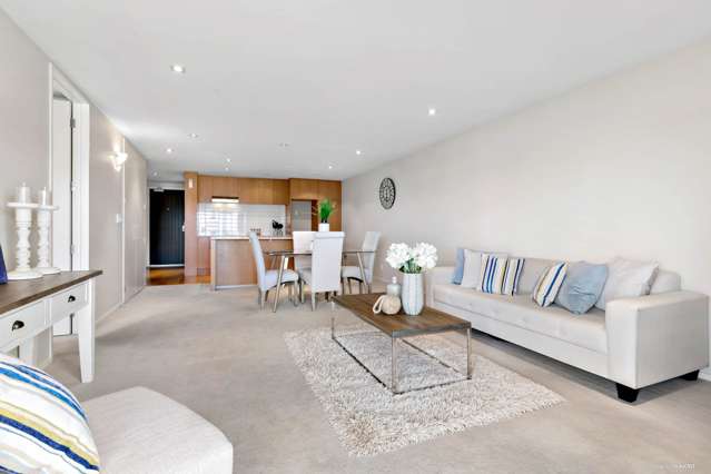 202/252 Centreway Road Orewa_4