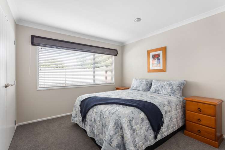 81 Oriental Parade Papamoa_17