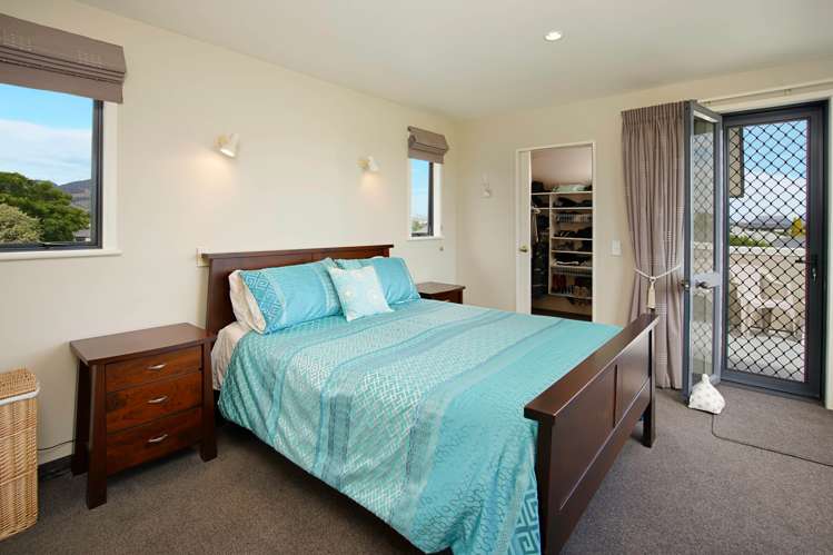 81 Aldinga Avenue Stoke_12