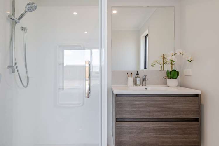 5 Piwaiwaka Lane Ramarama_6