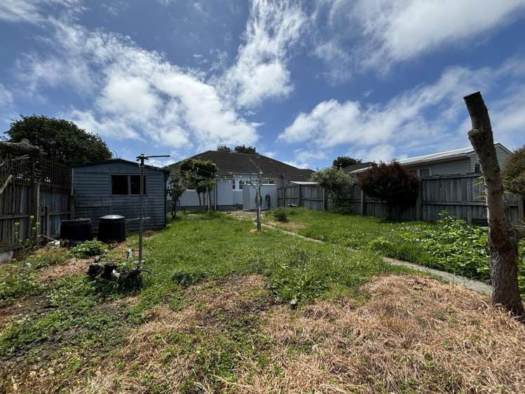 32 Riley Crescent Woolston_11