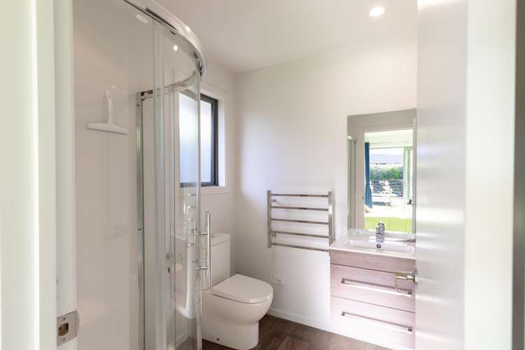 29 Risinghurst Terrace Lower Shotover_12