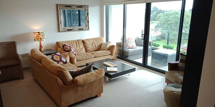 211/8 Thompson Park Road Mount Wellington_3