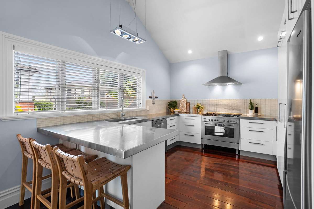 76 Aroha Avenue_1