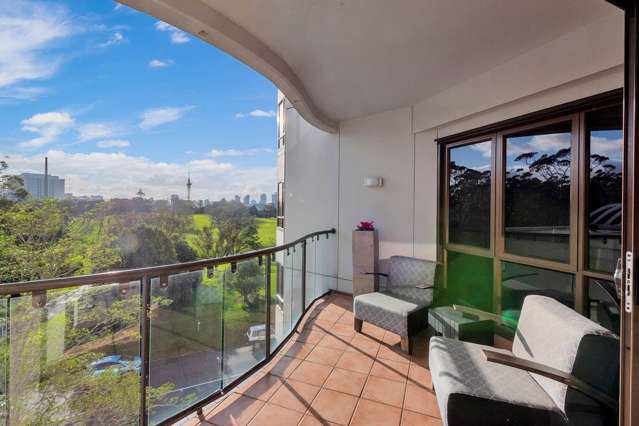 5d/27 George Street Newmarket_1