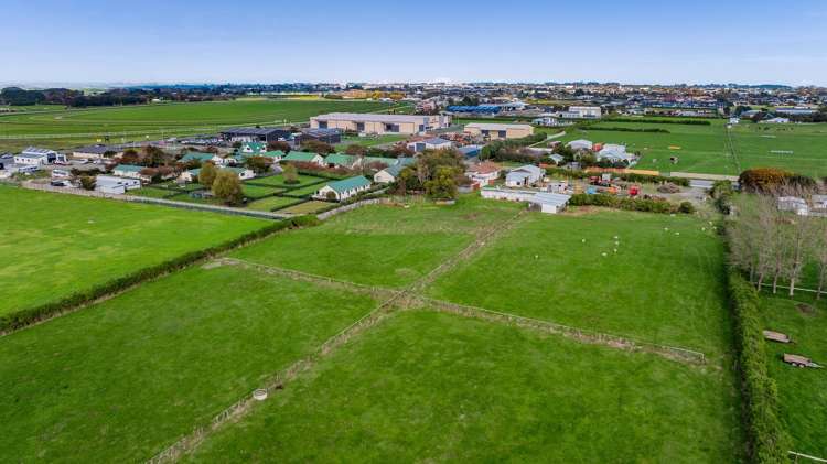 4 Kerry Lane Hawera_35