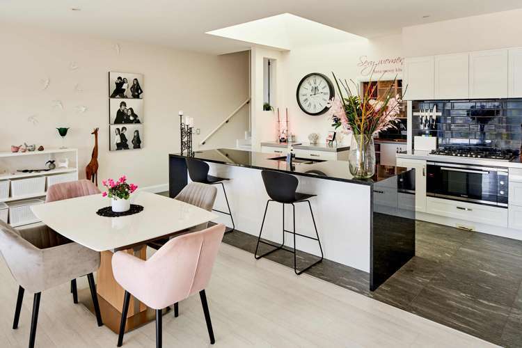 10 Madeira Close Whitby_5