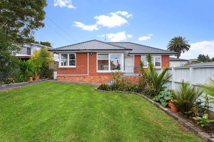 14 Fickling Avenue Mount Roskill_2