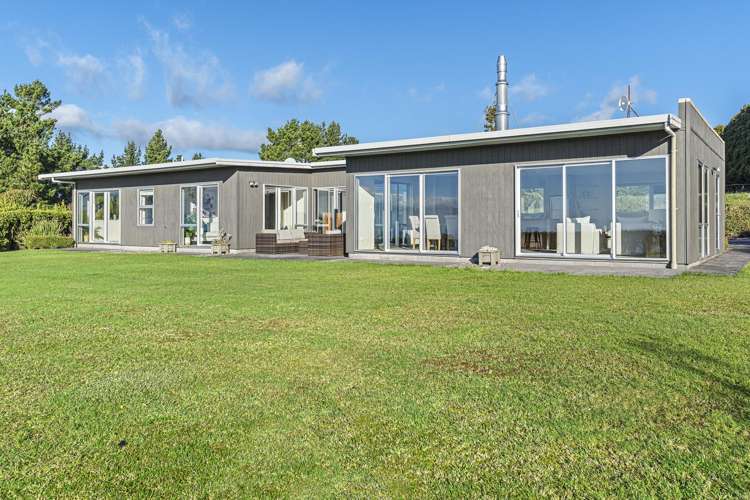 1089 Plymouth Road Koru_26