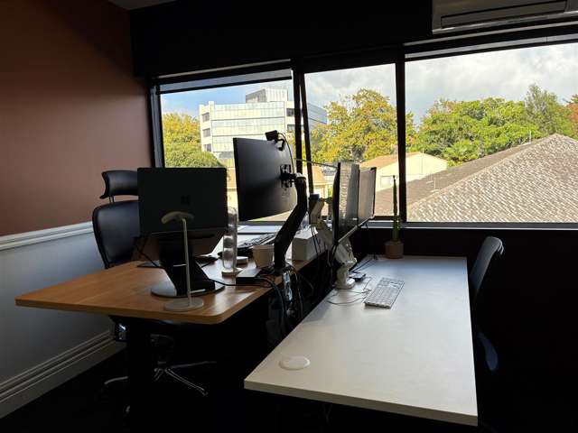 Front Tenancy, First Floor, 6 Hill Street Hamilton Central_3