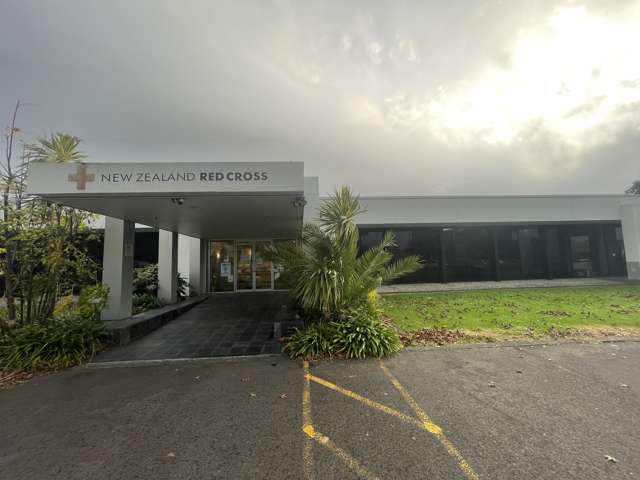 Ground floor central Manukau offices for lease
