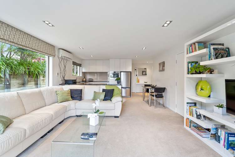 19 Robin Lane Browns Bay_13