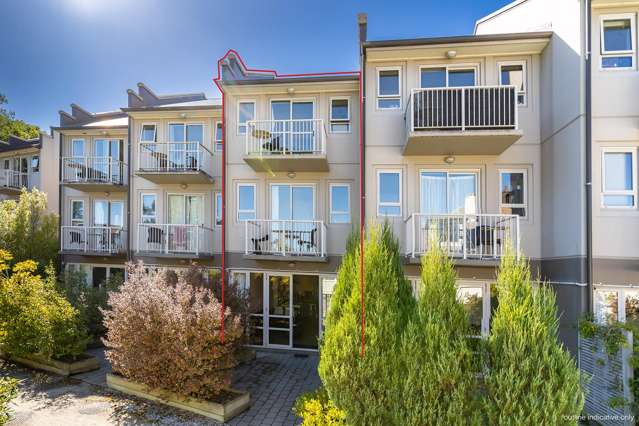 Well maintained four-bedroom apartment