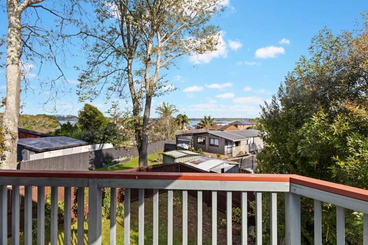 28 Sunningdale Street Wattle Downs_15
