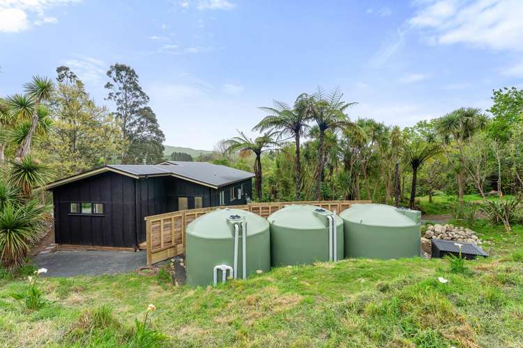 76 Parenga Road Te Horo_33