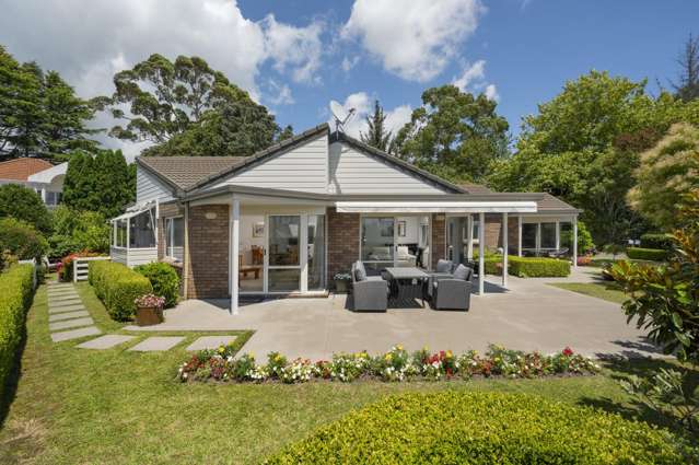 Refined Living in a Remarkable Setting