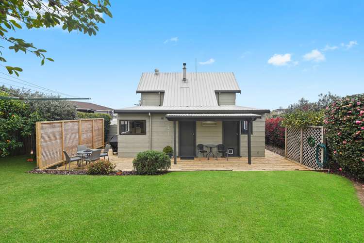 29 Glendale Drive Dinsdale_16