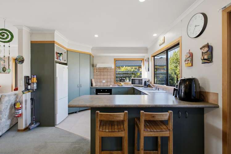 57 Balmoral Drive Hilltop_10