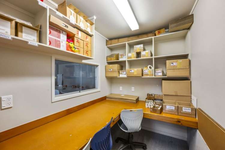 182 Station Road Penrose_18