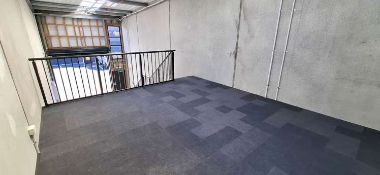 Unit 3/36 Peters Way Silverdale_3