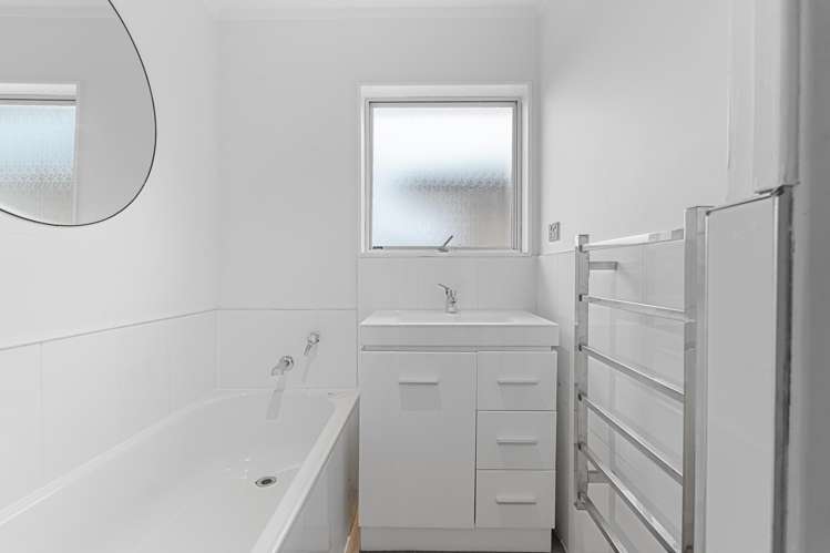 28 Fairway Avenue Red Beach_17