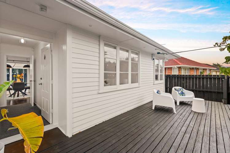 52 Neil Avenue Te Atatu Peninsula_26