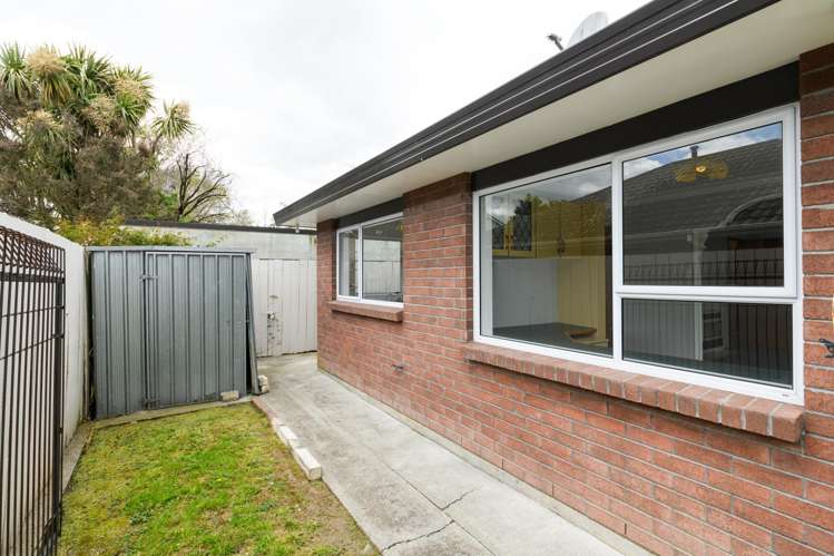 4 Clendon Court Roslyn_22