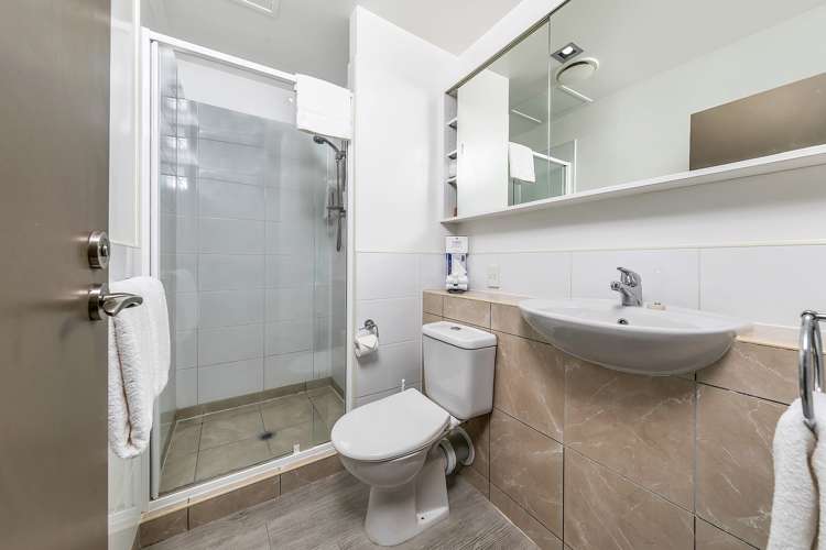 9b/62 Queen Street Auckland Central_7