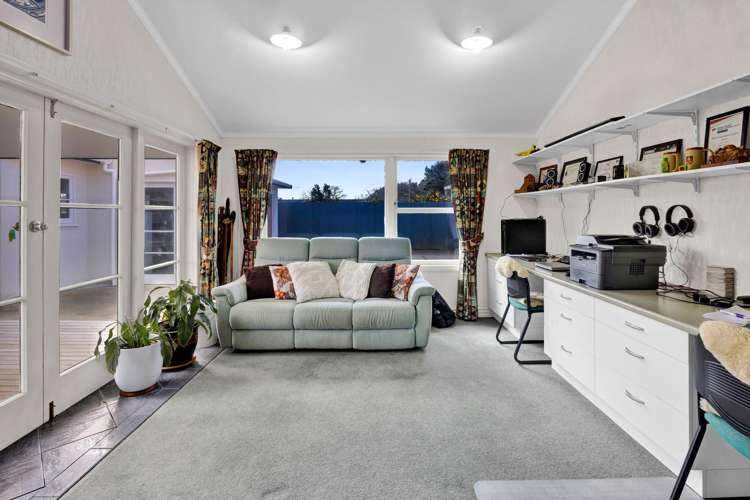 19 George Street Hawera_28