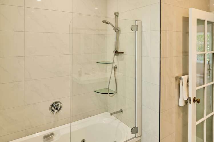 100 Cheviot Road Lowry Bay_21