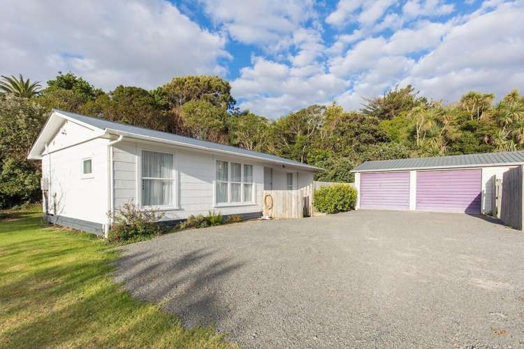 856A Hokio Beach Road_0