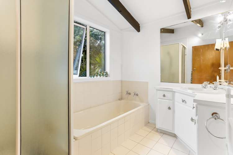 279 Huia Road Titirangi_15
