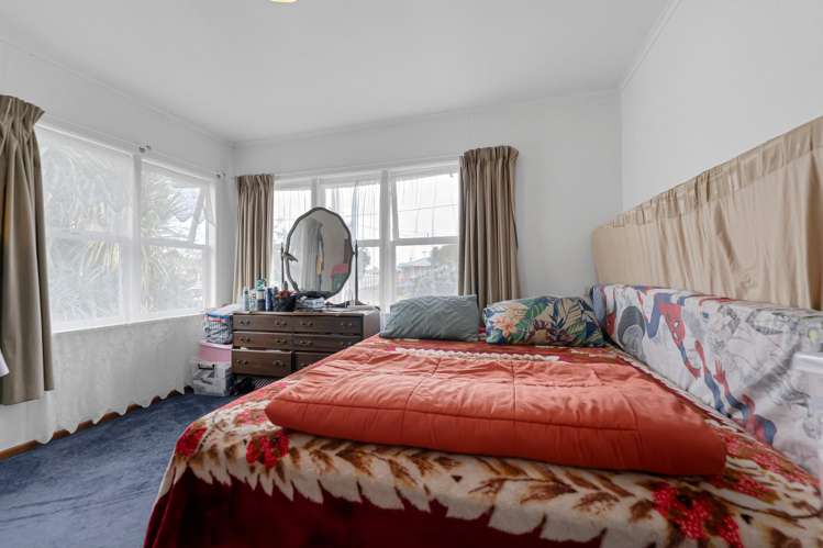 48 Sutton Crescent Papakura_12