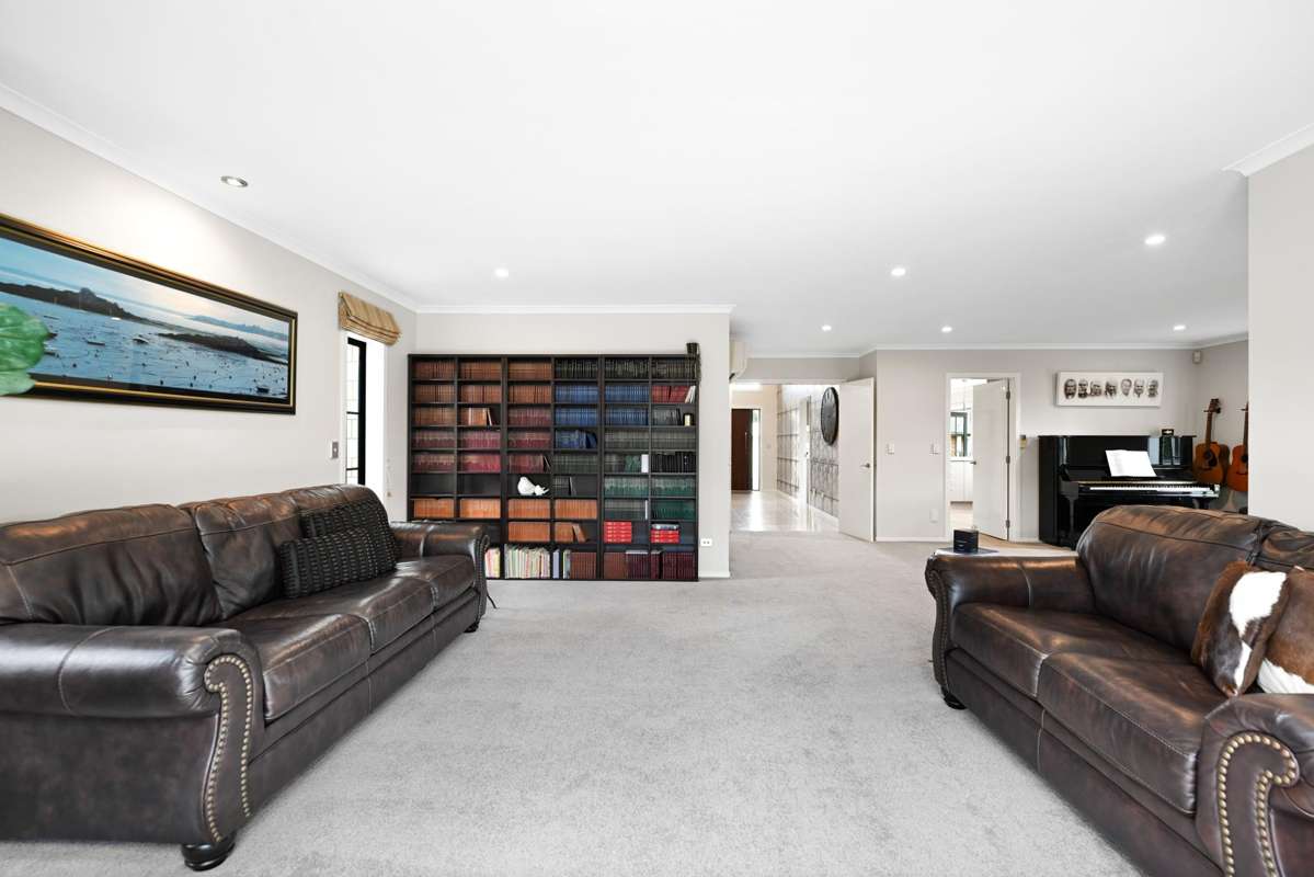 27 Nielsen Gardens_4