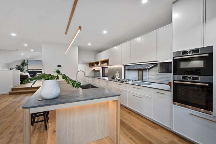 17 Tupa Street Long Bay_16