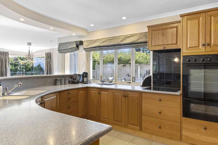 2/36 Shepherd Road Waipahihi_12