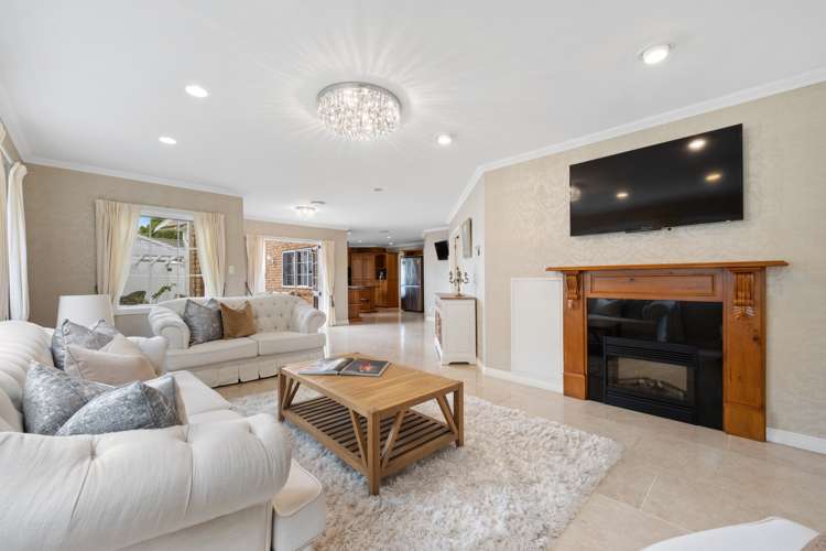 28 Manor Park Sunnyhills_12