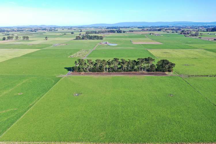 426 Argyle Otahuti Road Waianiwa_15