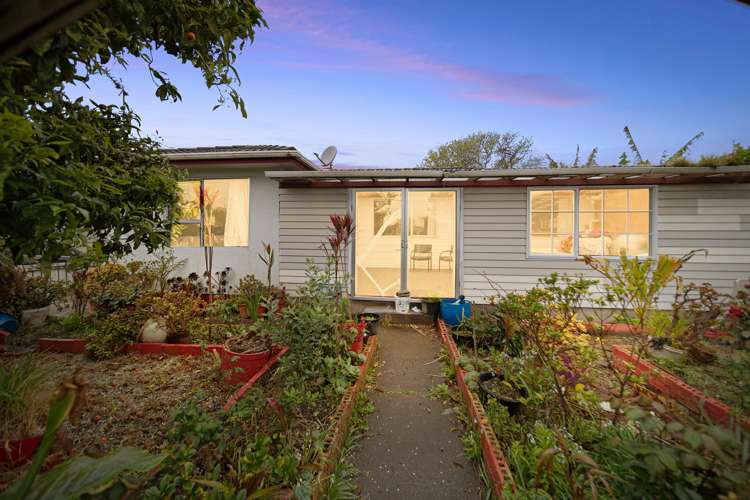 5 Mikasa Place Mangere_24