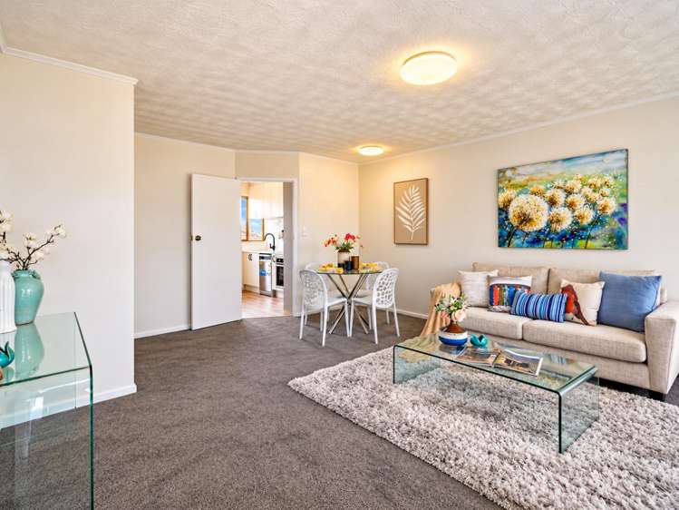 2/67A Roberton Road Avondale_2