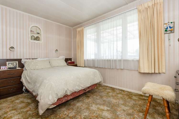 441 Dalcross Street Mayfair_5