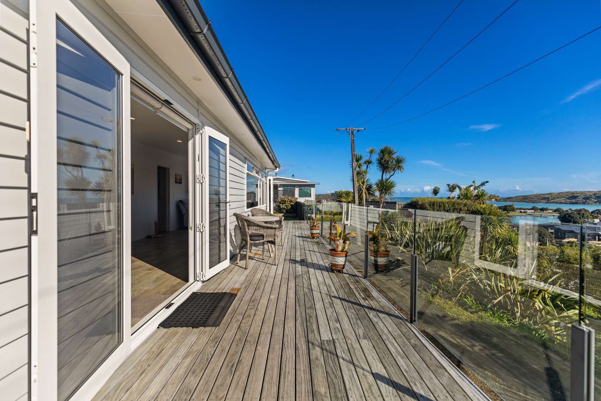 20a Upper Bow Street Raglan_0
