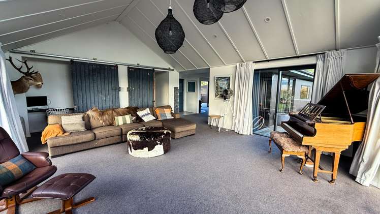 127 Bell Road Dipton_13