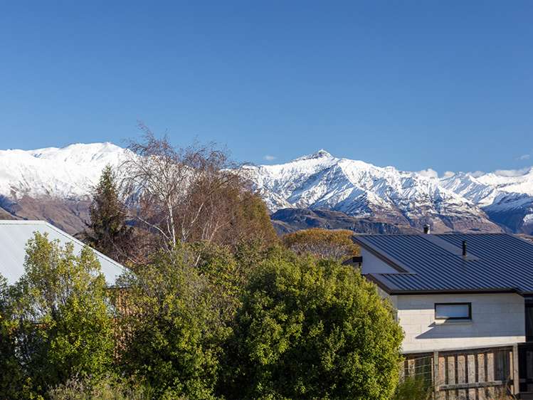 16 Clearview Street Wanaka_13